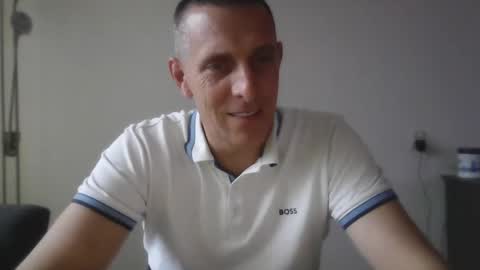 nederland77 online show from 12-29-24, 02:21