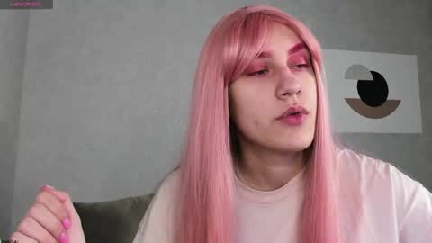 Nedzumi online show from 12-17-25, 01:22