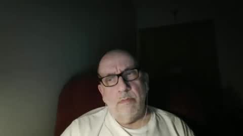 Tom online show from 03-26-26, 01:55