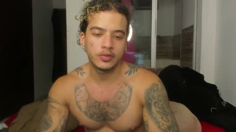 Nei turn green online show from 12-05-24, 02:31