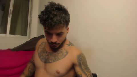 Nei turn green online show from 03-01-25, 04:15