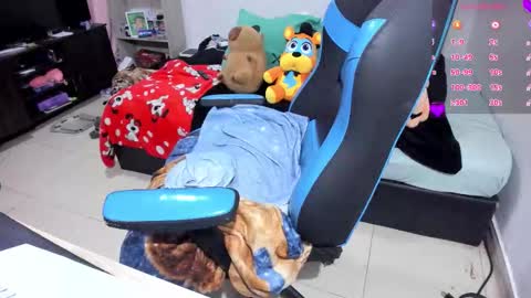 Geek Nicole    im Neeko UwU online show from 10-24-25, 02:57