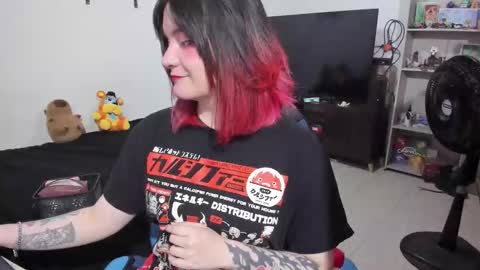 Geek Nicole    im Neeko UwU online show from 02-06-26, 01:03