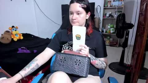 Geek Nicole    im Neeko UwU online show from 05-24-26, 10:04