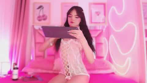 Snapshot of nefera_nox chatting on 12-18-25, 03:45 nefera_nox online show from 12-18-25, 03:45