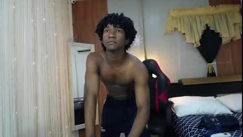 Snapshot of negga_cum chatting on 01-31-26, 07:11 NEGGA online show from 01-31-26, 07:11