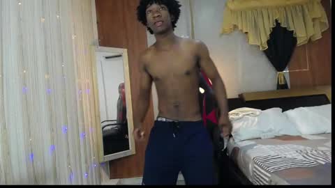 Snapshot of negga_cum chatting on 02-08-26, 12:41 NEGGA online show from 02-08-26, 12:41