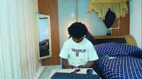 Snapshot of negga_cum chatting on 02-18-26, 12:45 NEGGA online show from 02-18-26, 12:45