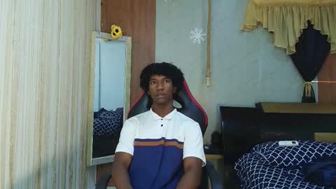 Snapshot of negga_cum chatting on 02-26-26, 12:15 NEGGA online show from 02-26-26, 12:15