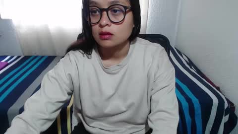 Zoe online show from 09-14-25, 05:01