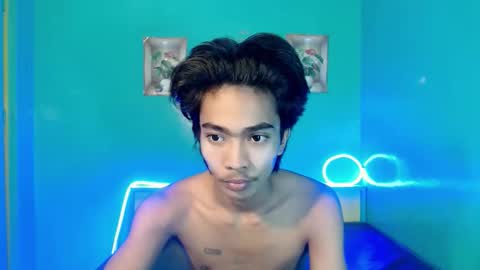 neil_asian69 online show from 04-17-26, 07:33
