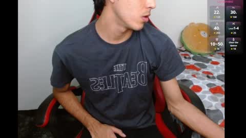 Snapshot of neithanzyn chatting on 12-14-25, 07:40 Neithanzyn online show from 12-14-25, 07:40