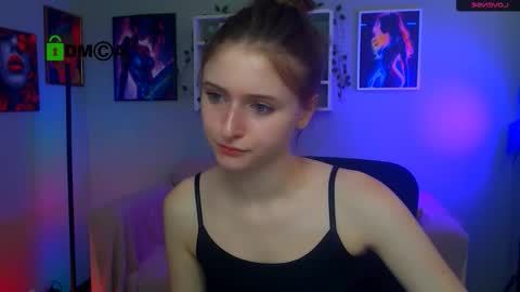 Snapshot of nekky_mouse chatting on 09-11-25, 09:20 Meow online show from 09-11-25, 09:20