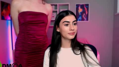 Snapshot of nekky_mouse chatting on 09-17-25, 12:18 Meow online show from 09-17-25, 12:18