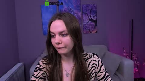 Snapshot of nekky_mouse chatting on 11-08-25, 01:00 Meow online show from 11-08-25, 01:00