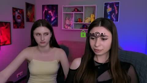 Snapshot of nekky_mouse chatting on 05-22-26, 09:37 Meow online show from 05-22-26, 09:37
