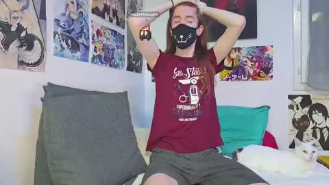 Snapshot of neko_nyaaa chatting on 10-30-25, 06:08 Neko online show from 10-30-25, 06:08