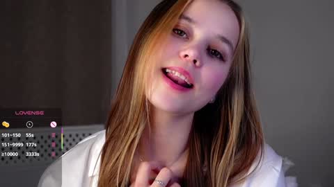 Lana online show from 02-07-25, 11:01