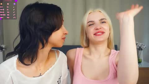 Snapshot of neldabestwick chatting on 03-01-26, 08:44 Histori online show from 03-01-26, 08:44