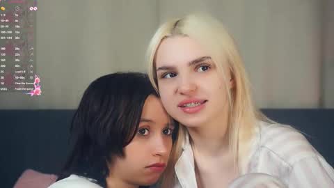 Snapshot of neldabestwick chatting on 03-10-26, 08:03 Histori online show from 03-10-26, 08:03