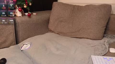 Neli online show from 12-25-24, 10:27