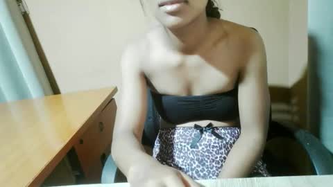 Snapshot of nelia_84 chatting on 05-05-26, 05:59 nelia_84 online show from 05-05-26, 05:59