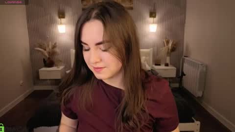 Snapshot of nelie_evans chatting on 06-05-26, 01:12 nelie_evans online show from 06-05-26, 01:12