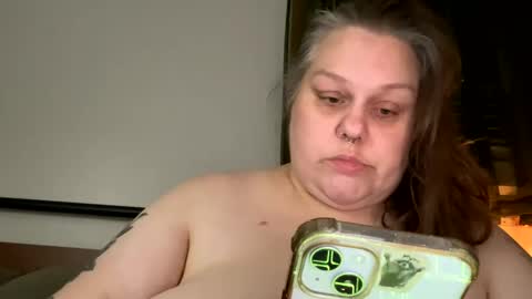 Snapshot of nellatlas chatting on 10-13-25, 12:32 Nellie Atlas online show from 10-13-25, 12:32