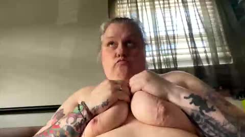 Nellie Atlas online show from 03-30-26, 09:38