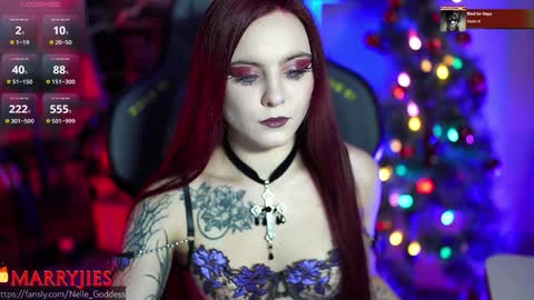 Snapshot of nelle_ chatting on 01-10-25, 09:55    online show from 01-10-25, 09:55