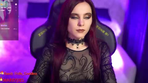 Snapshot of nelle_ chatting on 10-09-25, 05:33    online show from 10-09-25, 05:33