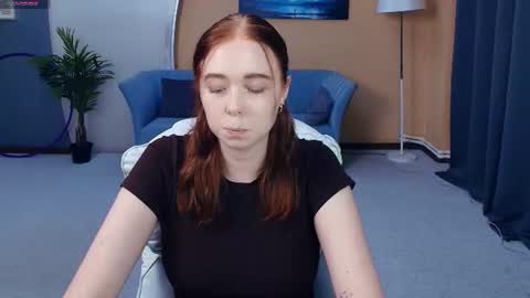 Nelli online show from 06-15-26, 07:38