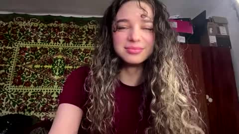 Angelihee online show from 04-05-26, 10:45