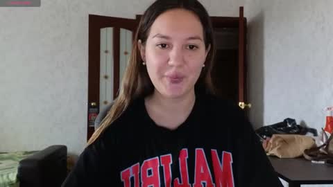 Snapshot of nellyfischer chatting on 04-14-26, 07:25 Nelly online show from 04-14-26, 07:25