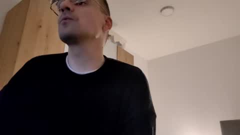 Snapshot of nenadtv14 chatting on 12-29-24, 11:18 Nenadtv online show from 12-29-24, 11:18