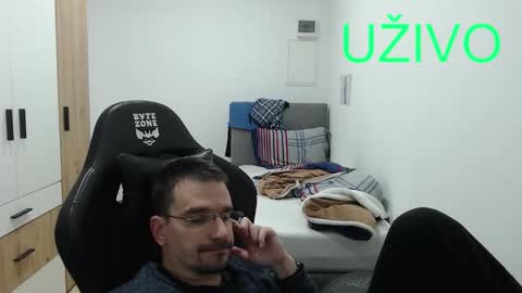 Snapshot of nenadtv14 chatting on 11-29-25, 10:24 Nenadtv online show from 11-29-25, 10:24