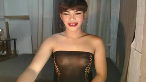 neomi online show from 09-14-25, 12:04