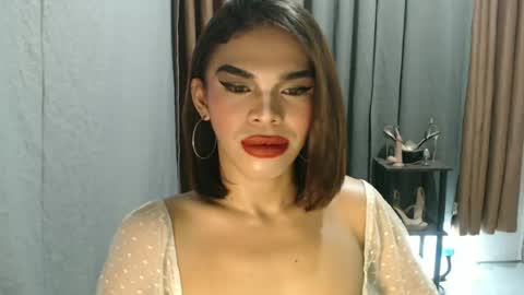 Snapshot of neomi_hardcock chatting on 05-06-26, 03:17 neomi online show from 05-06-26, 03:17