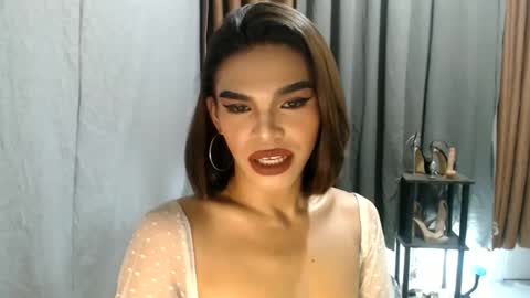 Snapshot of neomi_hardcock chatting on 05-25-26, 04:46 neomi online show from 05-25-26, 04:46