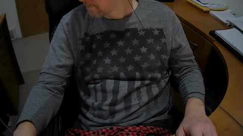 Snapshot of neotee3 chatting on 12-14-24, 04:56 Neotee online show from 12-14-24, 04:56