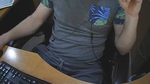 Snapshot of neotee3 chatting on 11-20-25, 09:03 Neotee online show from 11-20-25, 09:03