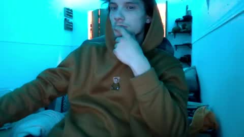 Snapshot of nephew_p chatting on 05-04-26, 01:45 nephew_p online show from 05-04-26, 01:45
