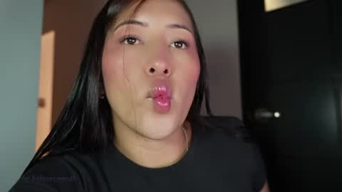 Snapshot of nerak_a chatting on 06-11-26, 11:36 Helena Every Friday new video for my fan club loves online show from 06-11-26, 11:36