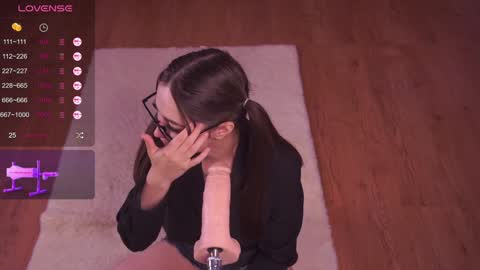 Snapshot of nerdy_freyua chatting on 09-11-25, 06:57 Lina Liza Emily and Grace online show from 09-11-25, 06:57