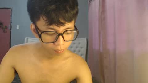 Snapshot of nerdy_nate chatting on 05-25-26, 10:38 Ethan online show from 05-25-26, 10:38