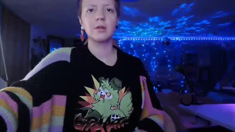 Snapshot of nerdy_squirty chatting on 09-18-25, 05:31 NerdySquirty online show from 09-18-25, 05:31
