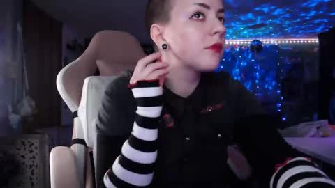 Snapshot of nerdy_squirty chatting on 10-20-25, 08:15 NerdySquirty online show from 10-20-25, 08:15
