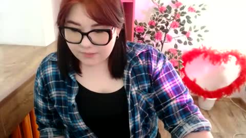 Snapshot of nereia chatting on 06-14-26, 01:24 nereia online show from 06-14-26, 01:24