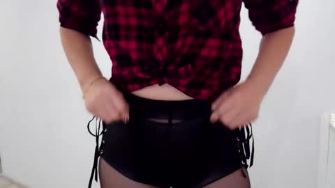 Crystal New online show from 11-28-25, 08:50