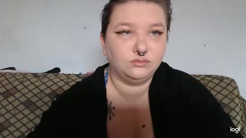 Snapshot of neriphine chatting on 01-12-26, 09:03 Neriphine online show from 01-12-26, 09:03